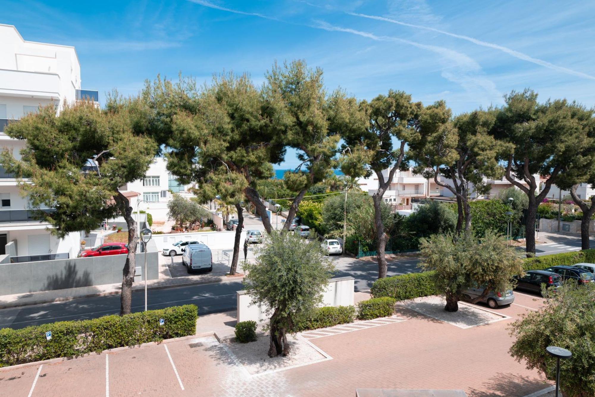 Monopoli Favolosa - Spacious 100Mq Apt. W/ Parking Exterior photo
